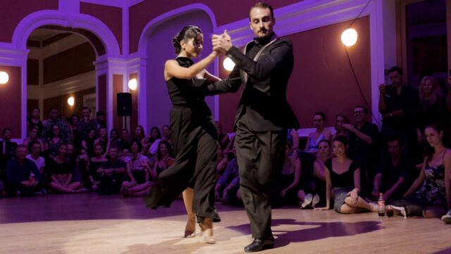 Lorena Tarantino and Gianpiero Galdi dance No me extraña at Tango Cazino 2019