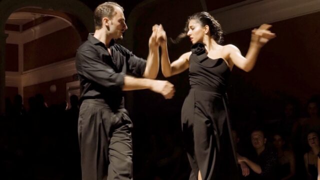 Lorena Tarantino and Gianpiero Galdi dance Prepárense at Tango Cazino 2019