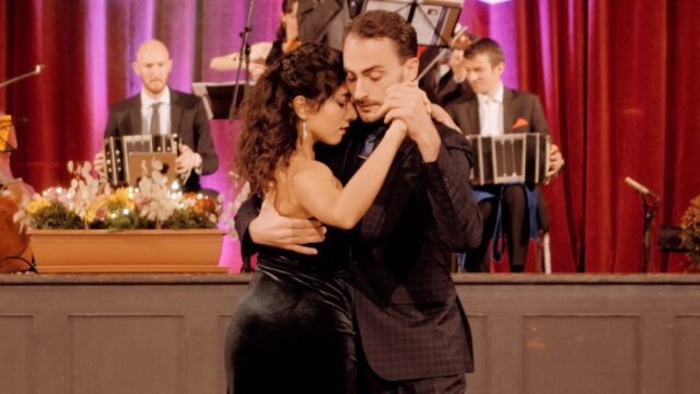 Lorena Tarantino and Gianpiero Galdi dance Caricias with Sexteto Cristal at Tango Tage Halle 2021