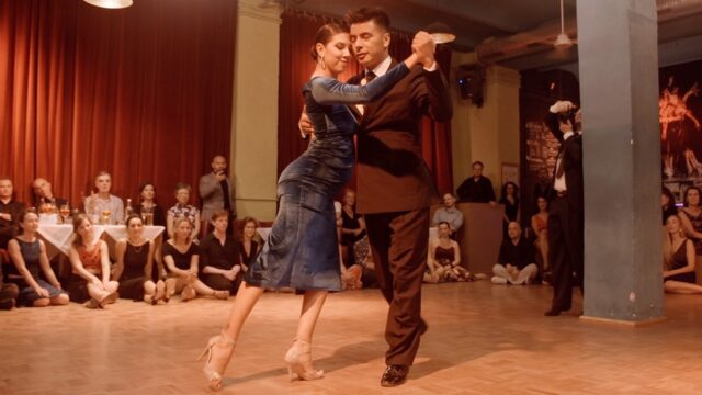 Roxana Suarez and Sebastian Achaval dance La bruja in Berlin 2023