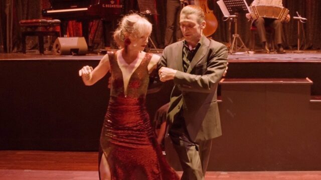 Eugenia Parrilla and Yanick Wyler dance Otra Luna in Berlin 2023
