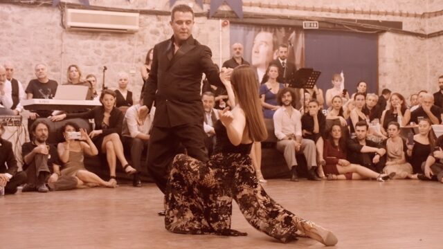 Setenay Ersoy and Murat Elmadagli dance Yunta de oro at Izmir Tango Tale 2023