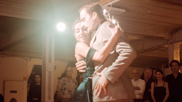 Lorena Tarantino and Gianpiero Galdi dance Una vez at Tangoloft Berlin in 2024