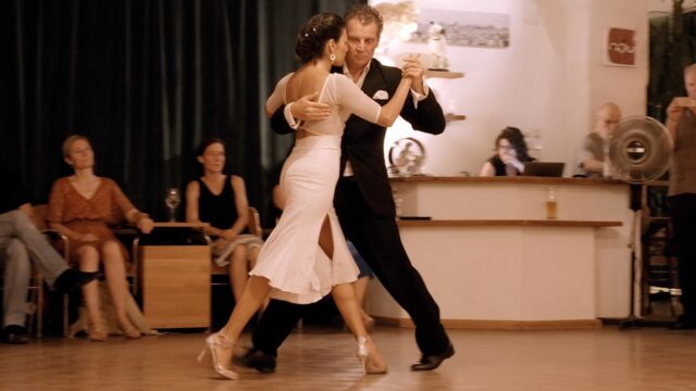 Başak Evran and Juan Stefanides dance Mi romance at Nou Tango Berlin