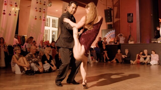 Sara Westin and Juan Pablo Canavire dance Dichas que viví at Tango Tage Halle 2024